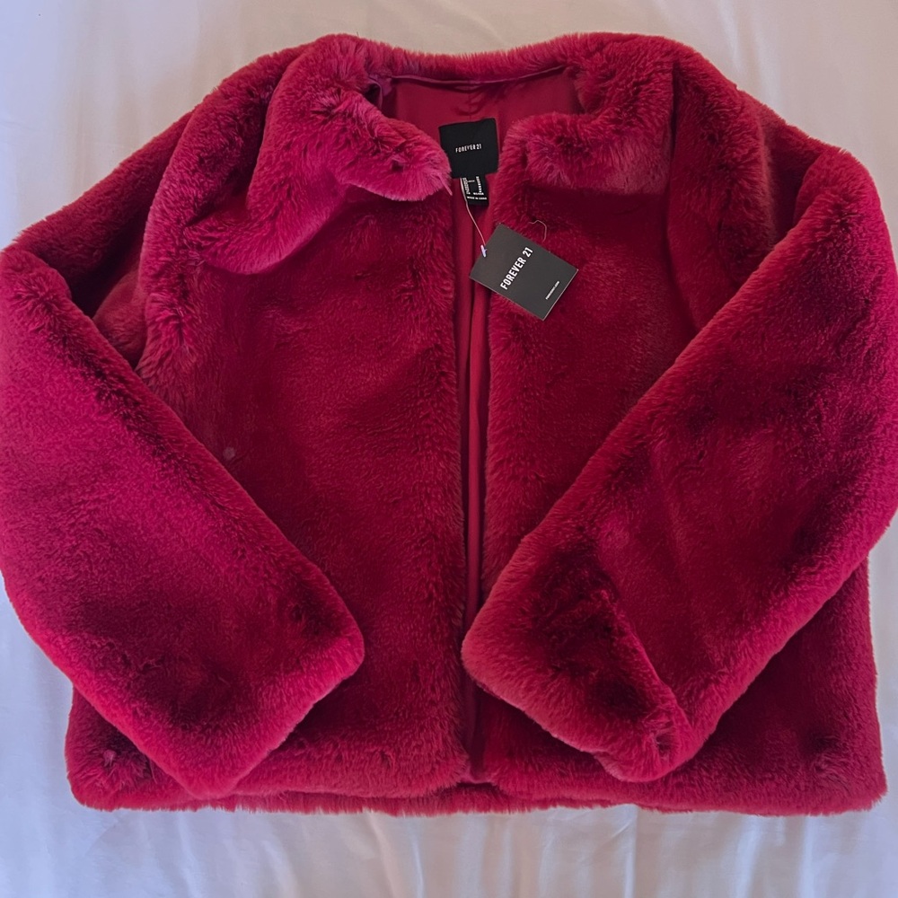 Forever 21 Plush Faux Fur Coat in Deep Pink
